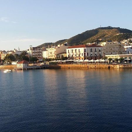 Foivos Hotel Lutrá Edipszú Kültér fotó