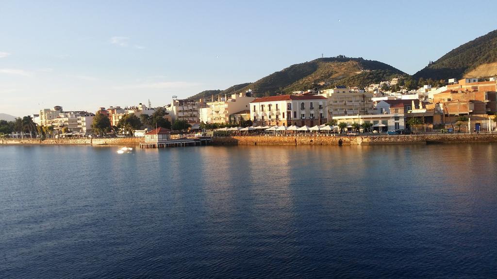 Foivos Hotel Lutrá Edipszú Kültér fotó